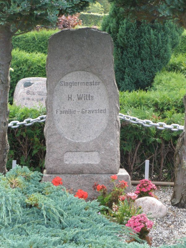H. Witt's familiegravsted.JPG